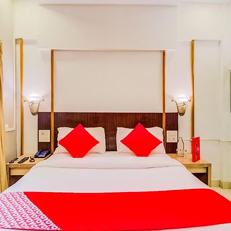 Hotel Super Collection O Panchratna à Panvel Extérieur photo